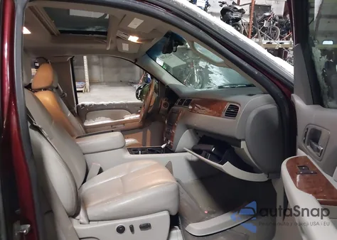 2008 Chevrolet Silverado 1500 Ltz z USA, uszkodzony, nr VIN 1GCEK19J38Z111781